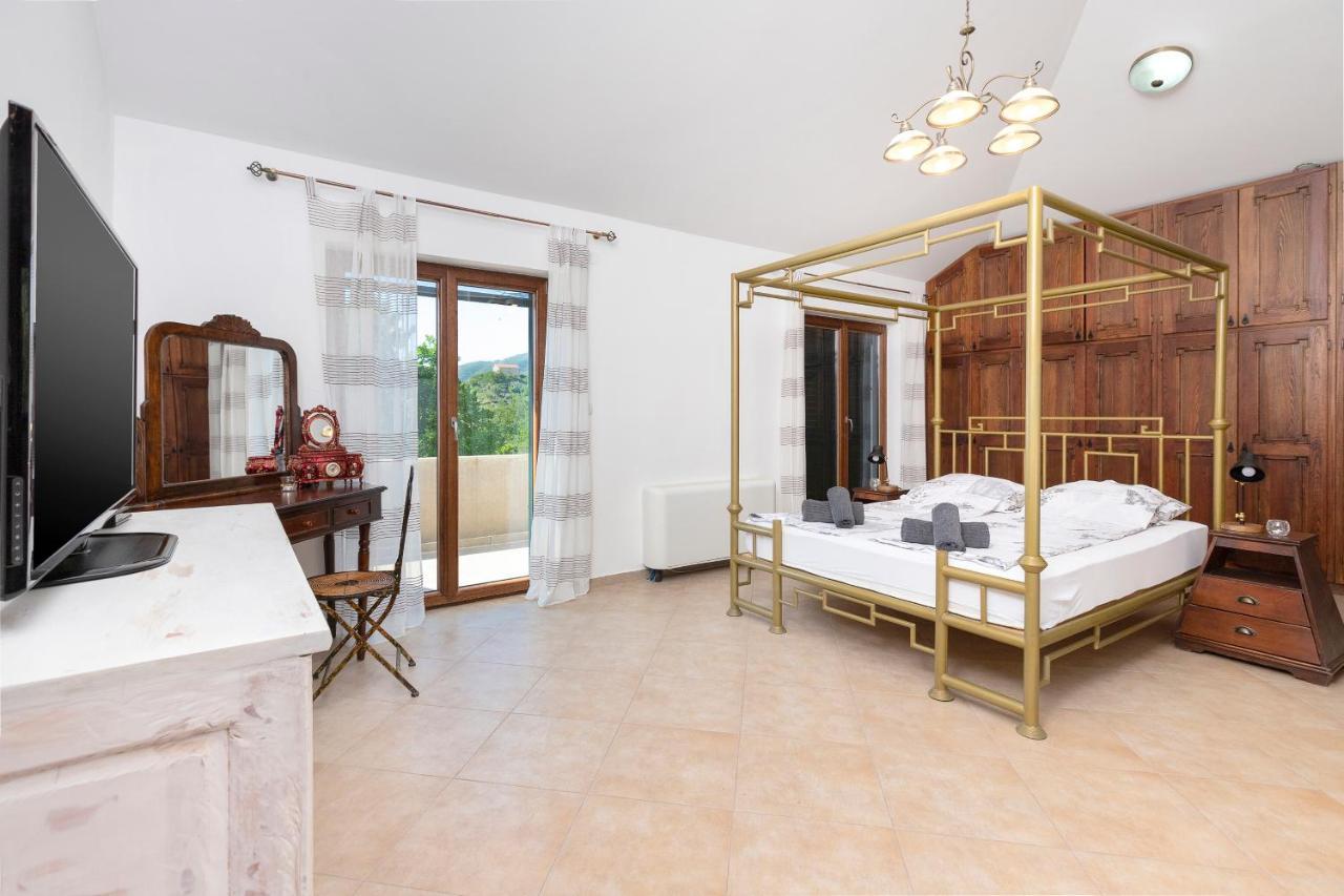 Villa Forest Kotor Exterior foto